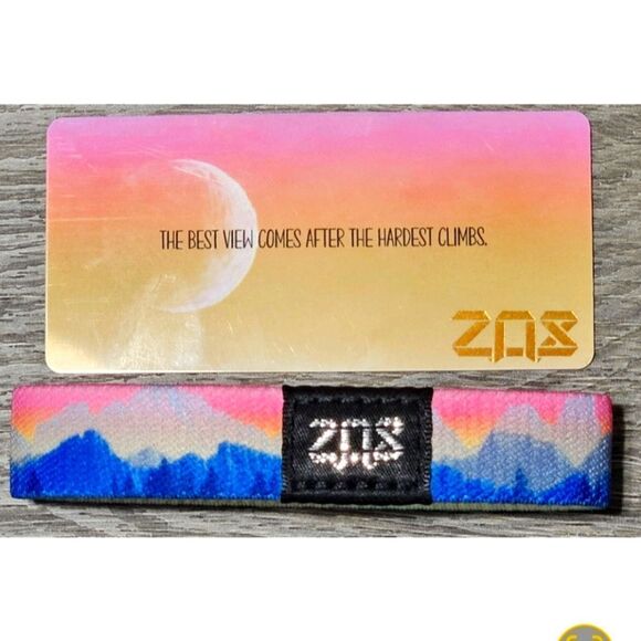 ZOX "THE MOUNTAINS ARE CALLING" #6932 SUPER RARE MOON CUT COLLECTIBLE WRISTBAND - Picture 3 of 6